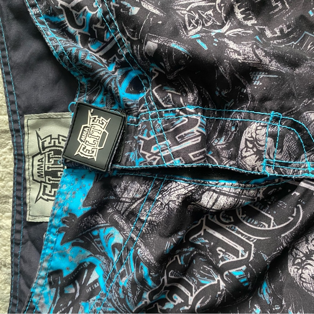 Tapout Blue and Black Athletic Shorts mma elite size xl - Picture 4 of 10